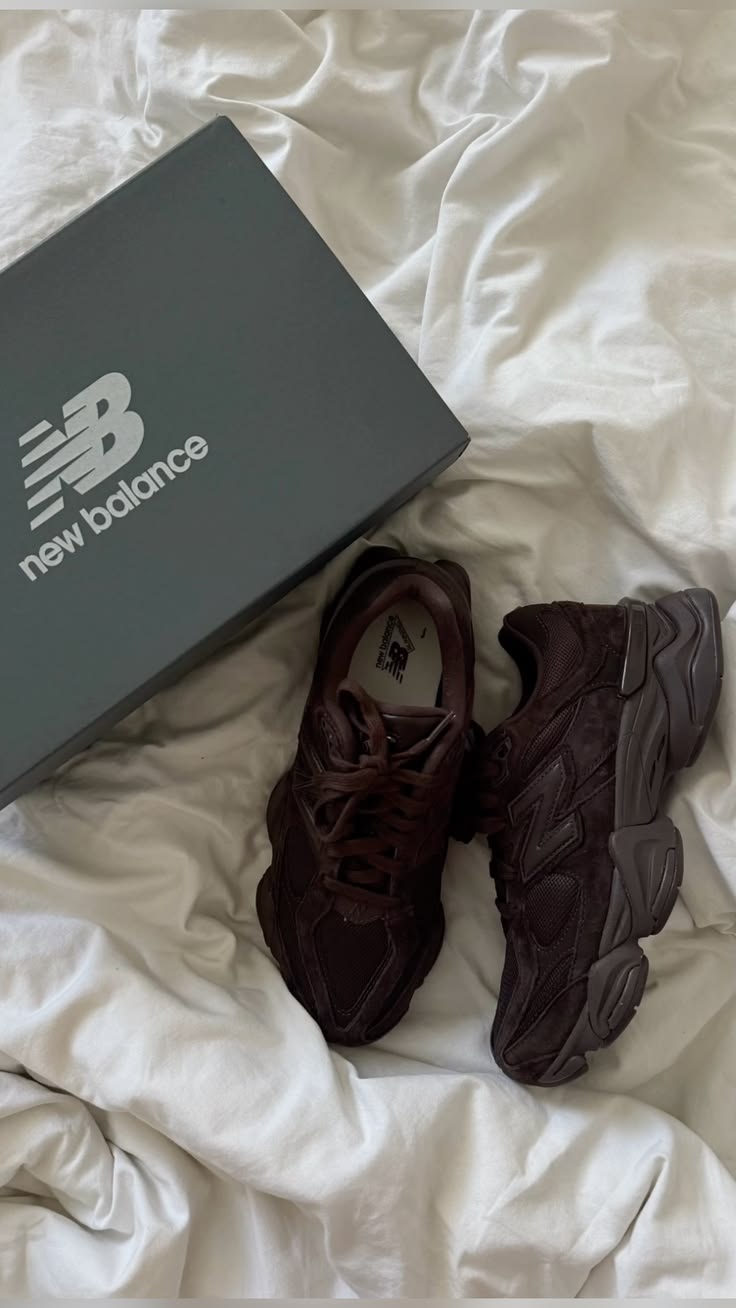 NB 9060 Chocolate