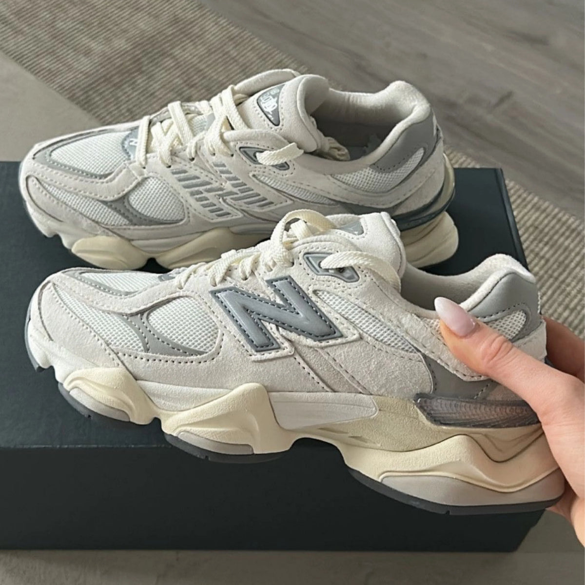NB9060 Sea Salt White