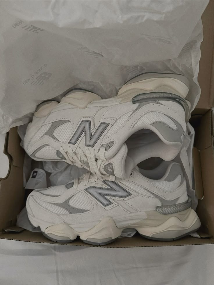 NB9060 Sea Salt White