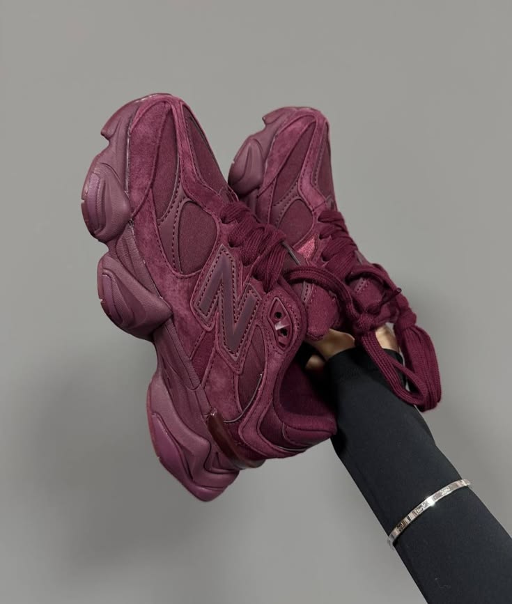 NB9060 Burgundy