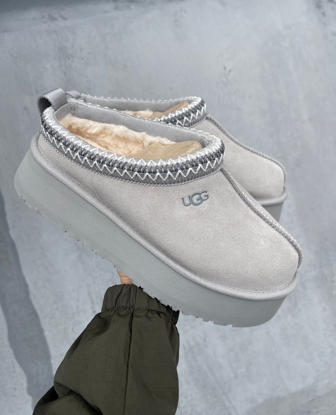 UGG Tazz Slipper Goose