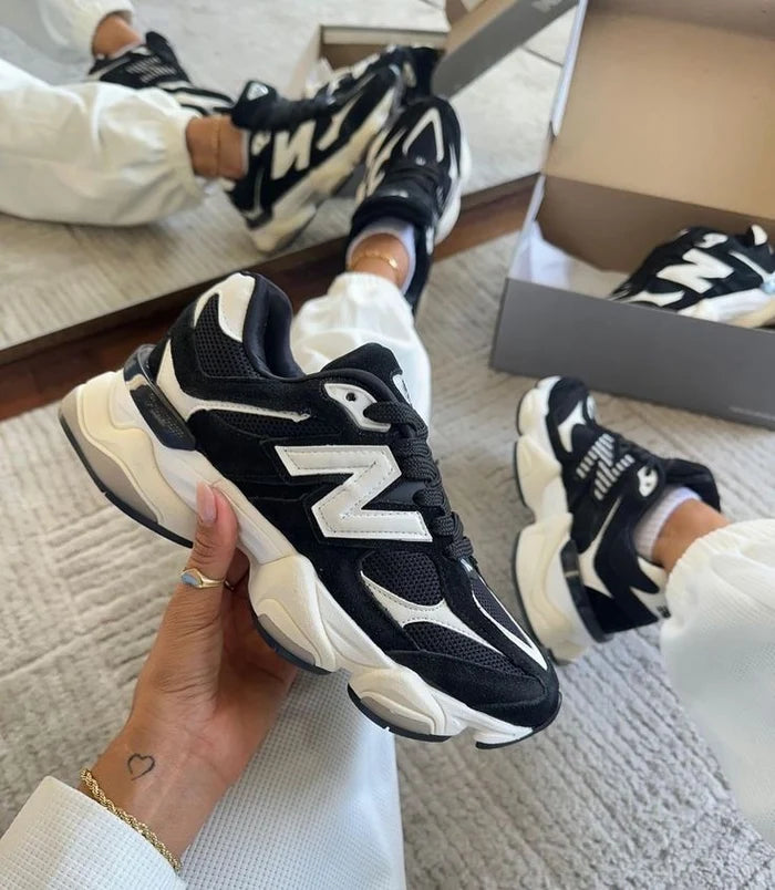 NB9060 Black White